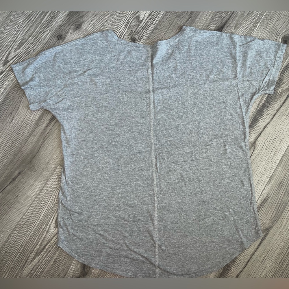 North Face Women’s Short Sleeve Lightweight‎ Flash Dry Shirt Size XL - Picture 7 of 7